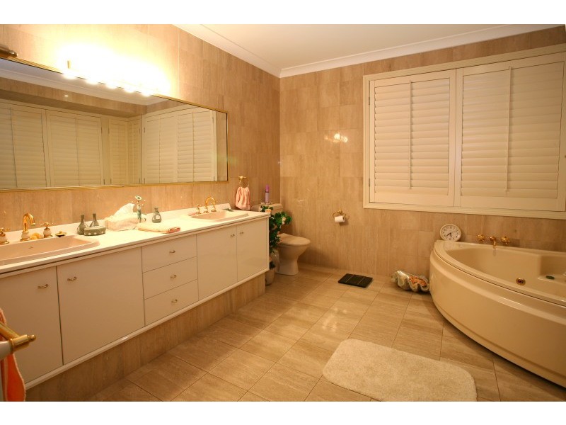 Runaway Bay QLD 4216