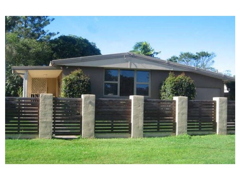 3 Matina St, Biggera Waters QLD 4216