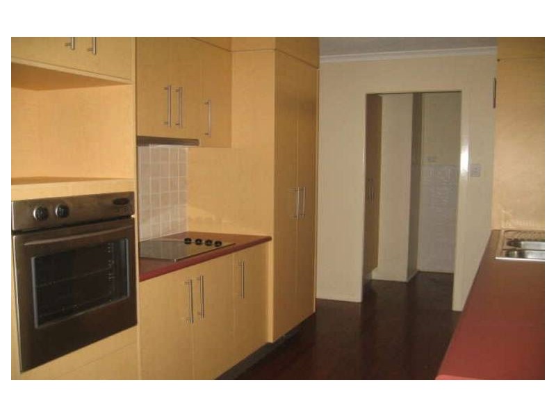 3 Matina St, Biggera Waters QLD 4216