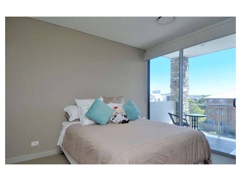 10/27 Madang Crescent, Runaway Bay QLD 4216