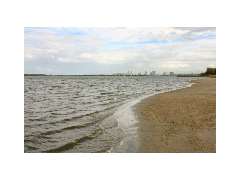 18 Anglers Esplanade, Runaway Bay QLD 4216