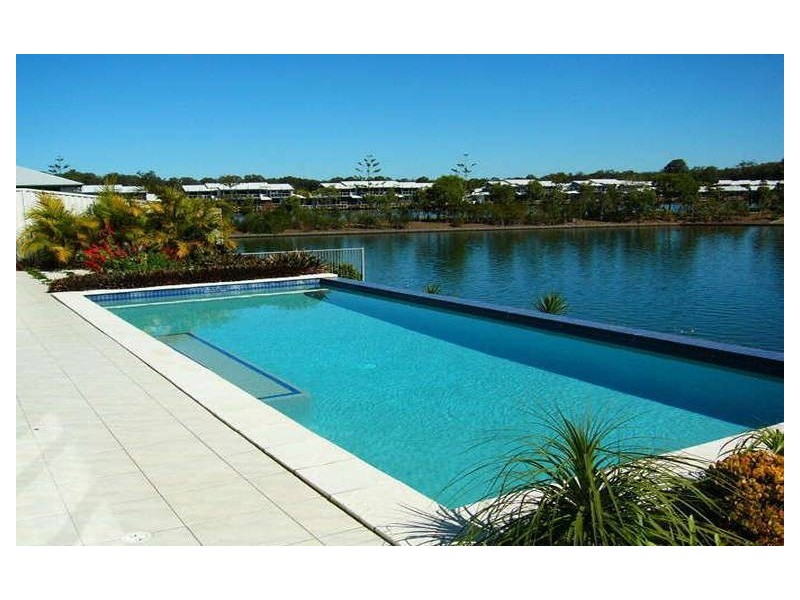 15 Manacor Place, Runaway Bay QLD 4216