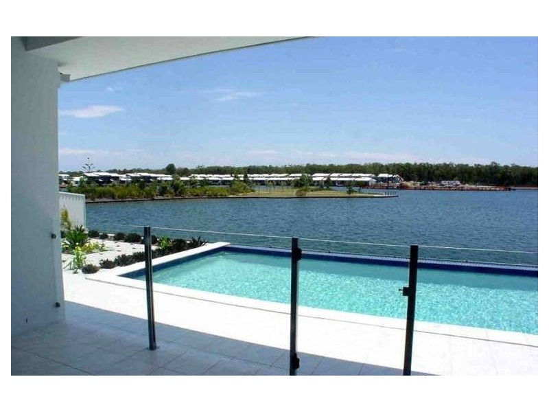 15 Manacor Place, Runaway Bay QLD 4216
