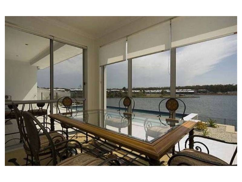 15 Manacor Place, Runaway Bay QLD 4216