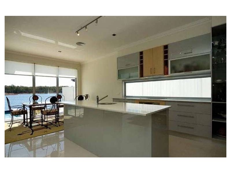 15 Manacor Place, Runaway Bay QLD 4216