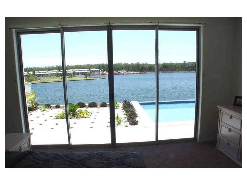 15 Manacor Place, Runaway Bay QLD 4216