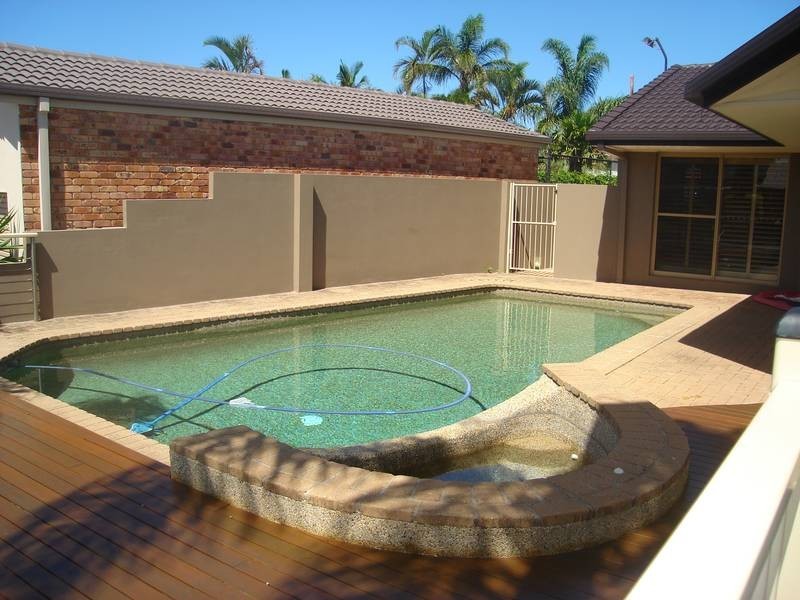 Runaway Bay QLD 4216