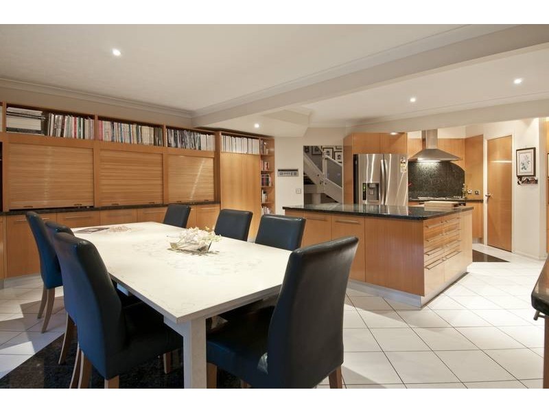 54 Midnight Ct, Runaway Bay QLD 4216