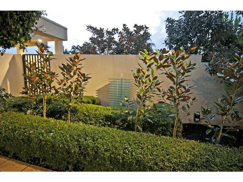 54 Midnight Ct, Runaway Bay QLD 4216