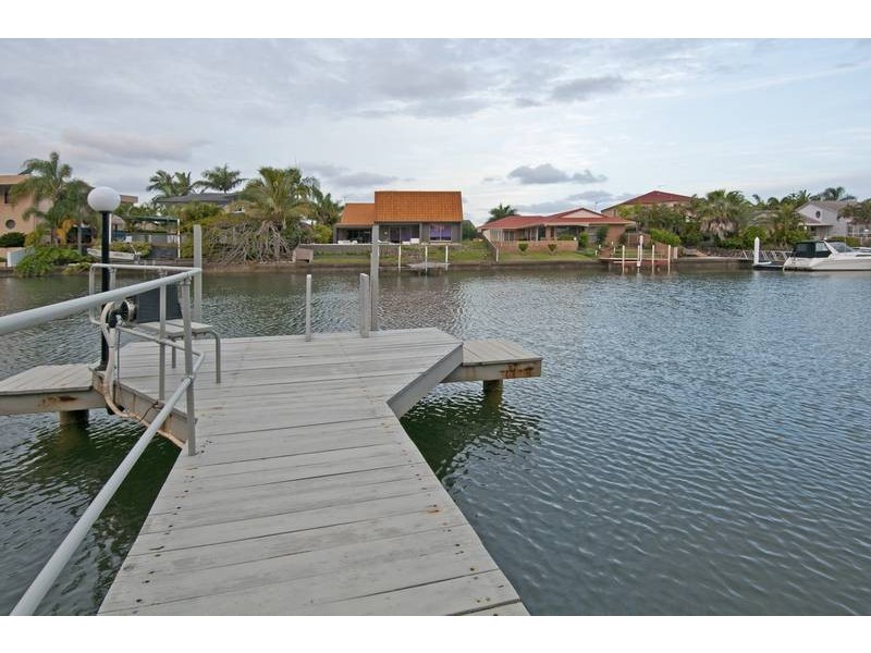 54 Midnight Ct, Runaway Bay QLD 4216