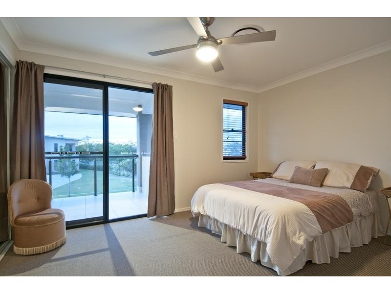 Hope Island QLD 4212