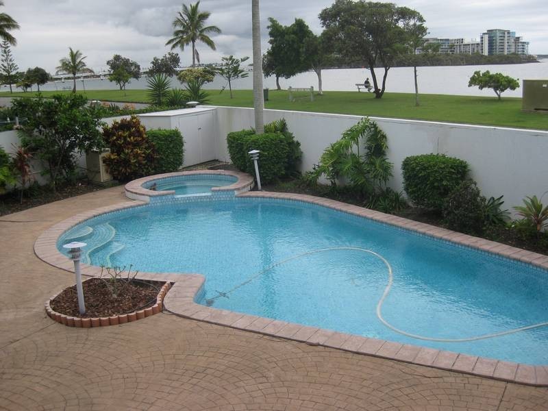 Runaway Bay QLD 4216