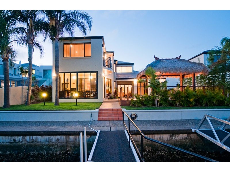 21 The Sovereign Mile, Sovereign Islands QLD 4216