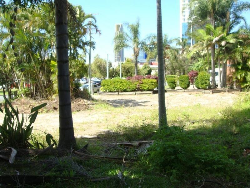 28 Lawson st, Southport QLD 4215