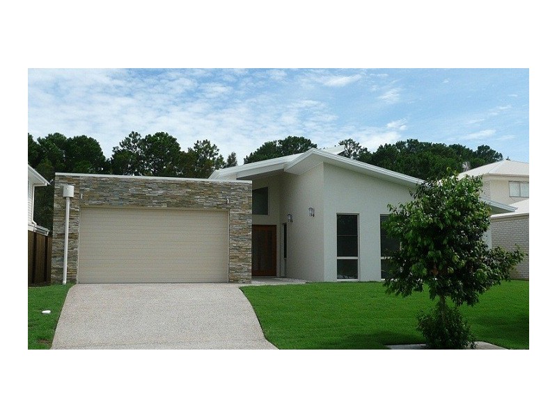 8 RHODIUM CR, Hope Island QLD 4212