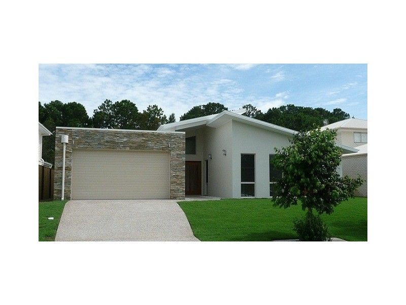 8 RHODIUM CR, Hope Island QLD 4212