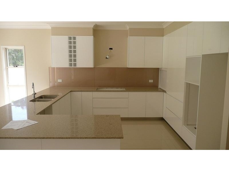 32 Rhodium Cres, Hope Island QLD 4212