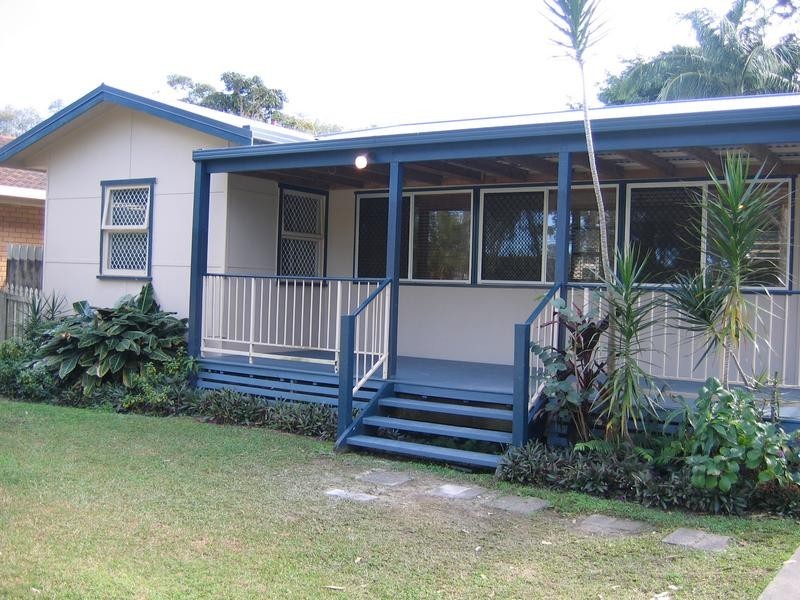 57 Ocean St, Runaway Bay QLD 4216