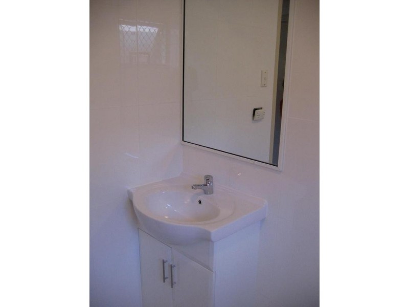 57 Ocean St, Runaway Bay QLD 4216