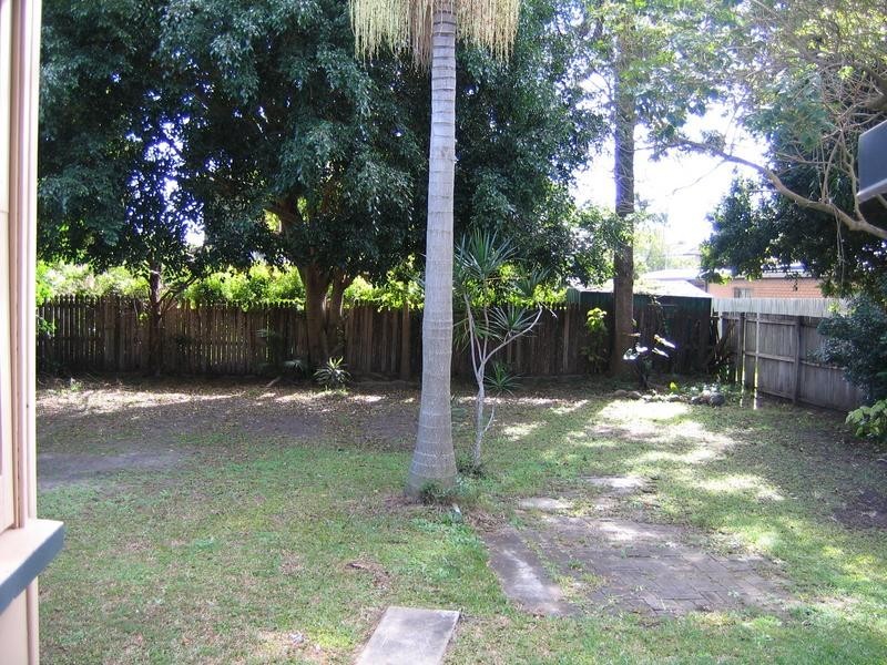57 Ocean St, Runaway Bay QLD 4216