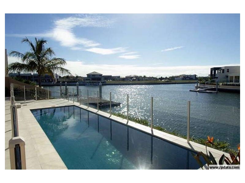 Paradise Point QLD 4216