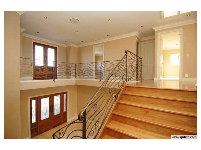 Paradise Point QLD 4216