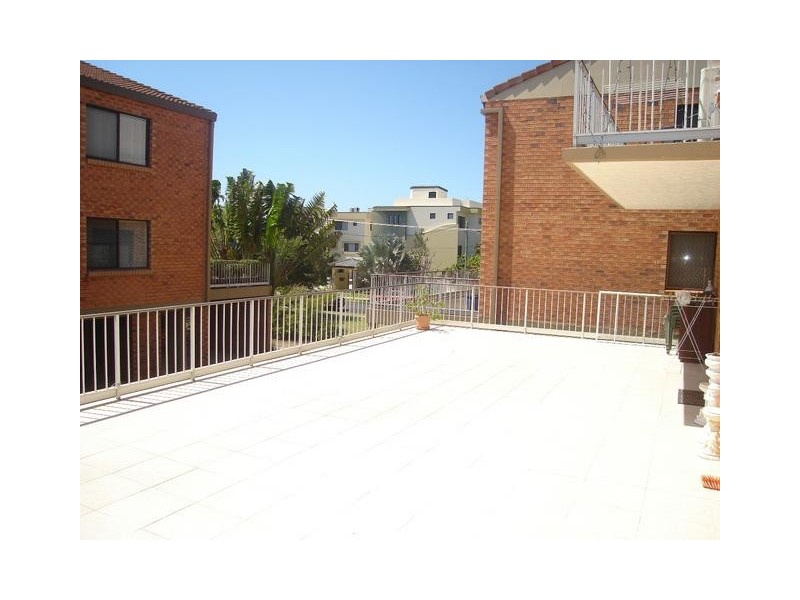 5/16 Madang Cres, Runaway Bay QLD 4216