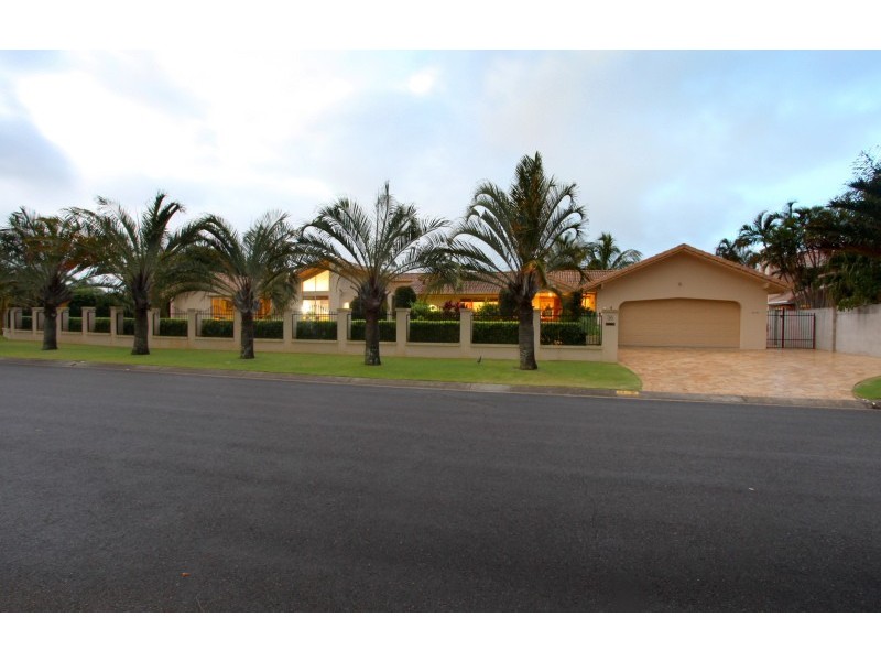 34-36 Cockleshell CT, Runaway Bay QLD 4216