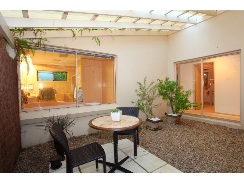 34-36 Cockleshell CT, Runaway Bay QLD 4216