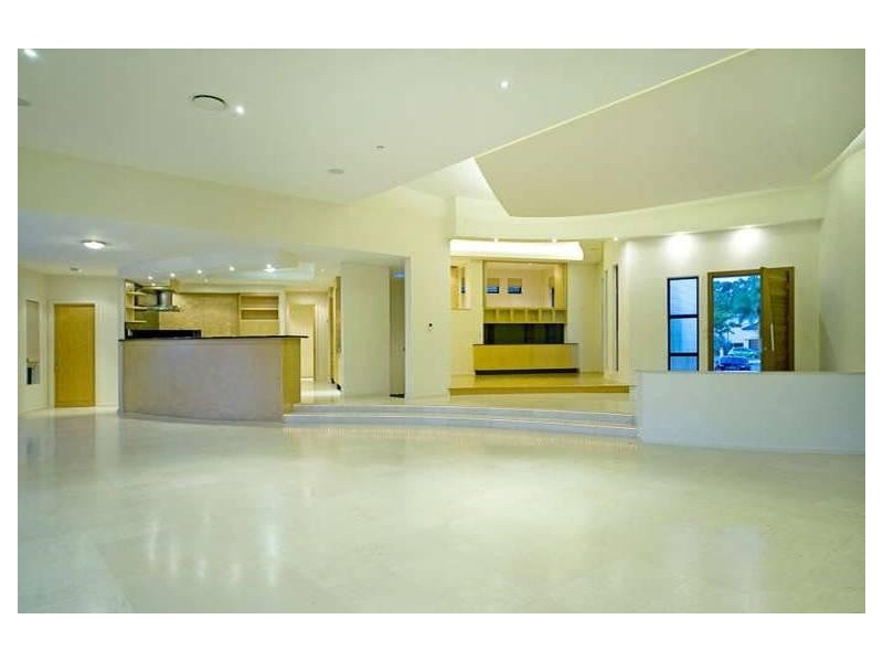 7087 Keyside Close, Hope Island QLD 4212