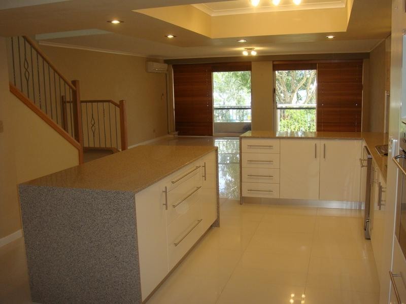 3 Marina Cresent, Runaway Bay QLD 4216