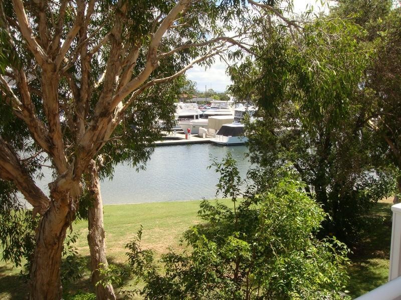 3 Marina Cresent, Runaway Bay QLD 4216
