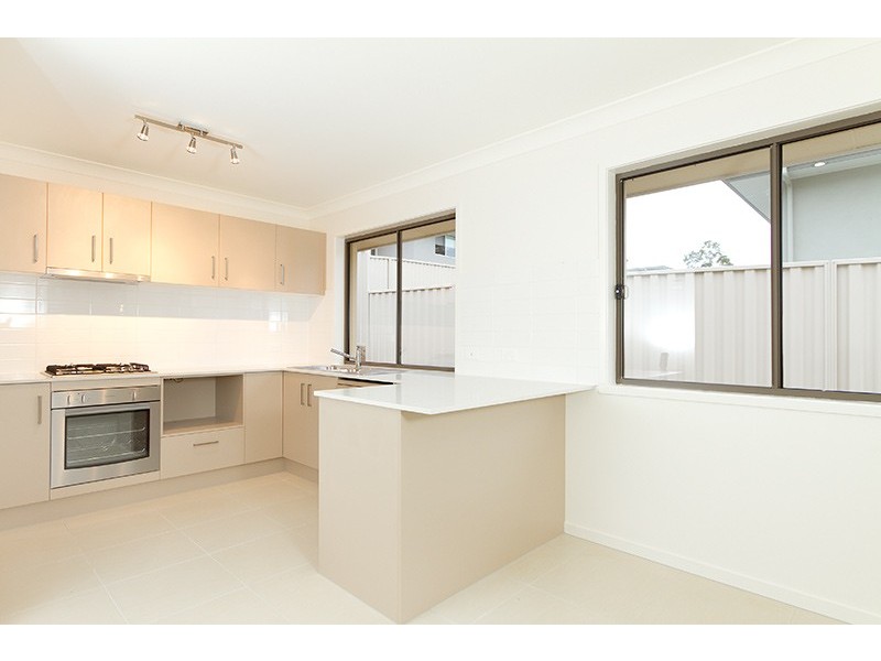 6 Ritz Dr, Coomera QLD 4209