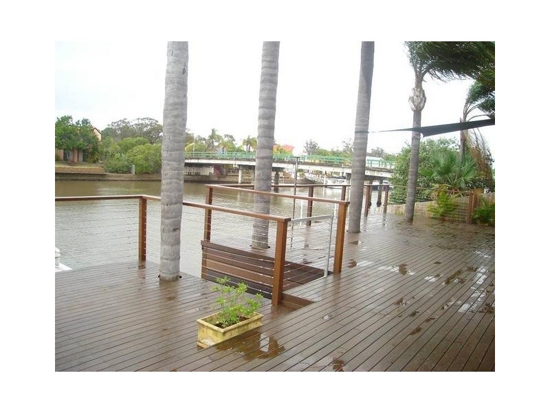 34 Sundance Way, Runaway Bay QLD 4216