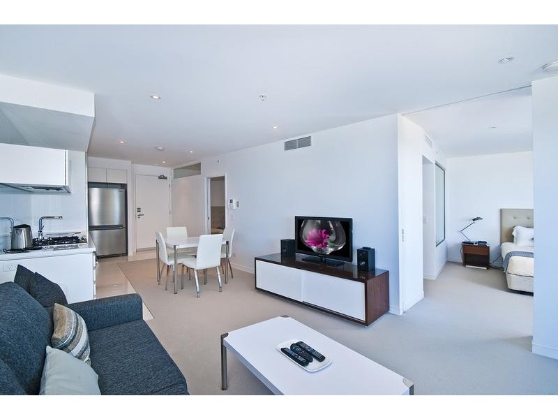 906/4 Charles, Broadbeach QLD 4218