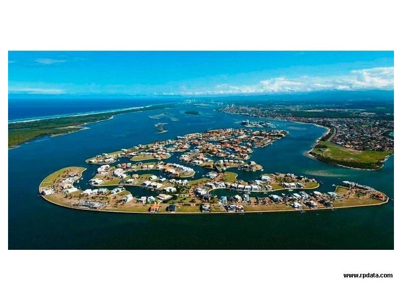 39 Knightsbridge Pde E, Sovereign Islands QLD 4216