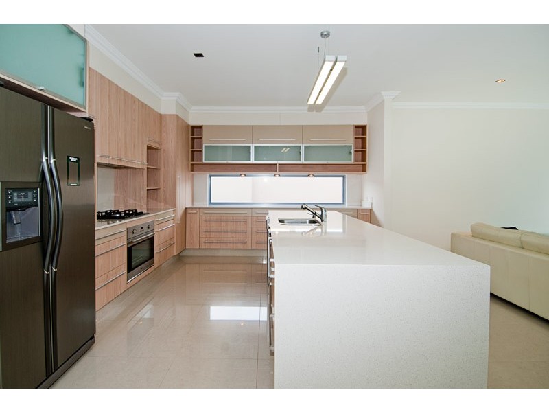 34 East Quay DR, Biggera Waters QLD 4216