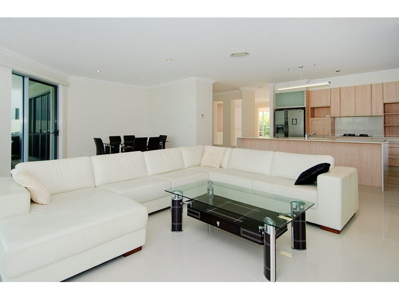 34 East Quay DR, Biggera Waters QLD 4216