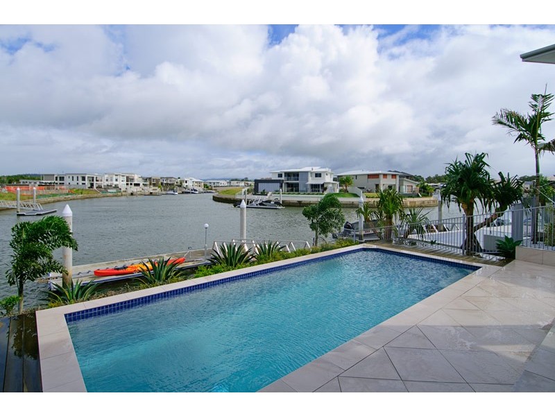 34 East Quay DR, Biggera Waters QLD 4216