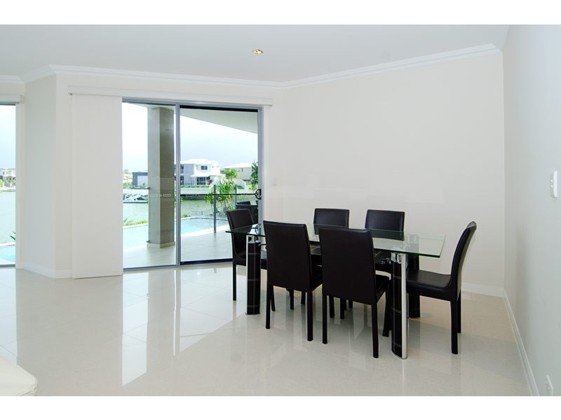 34 East Quay DR, Biggera Waters QLD 4216