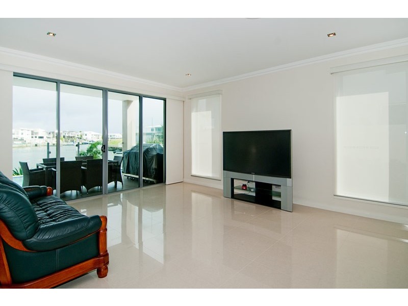 34 East Quay DR, Biggera Waters QLD 4216