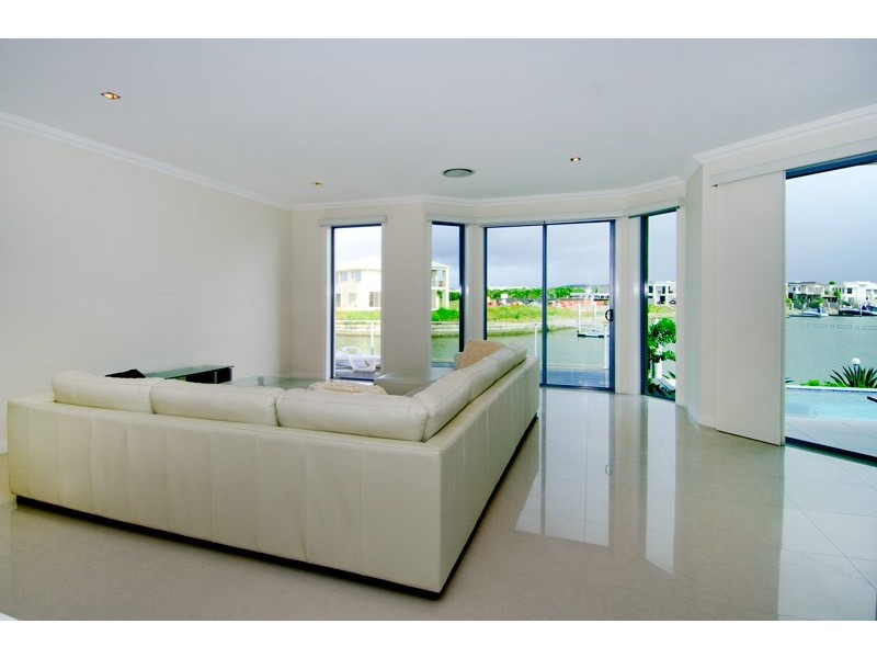 34 East Quay DR, Biggera Waters QLD 4216