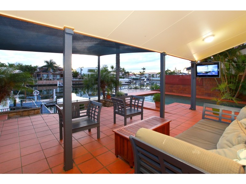 20 Midnight Ct, Runaway Bay QLD 4216