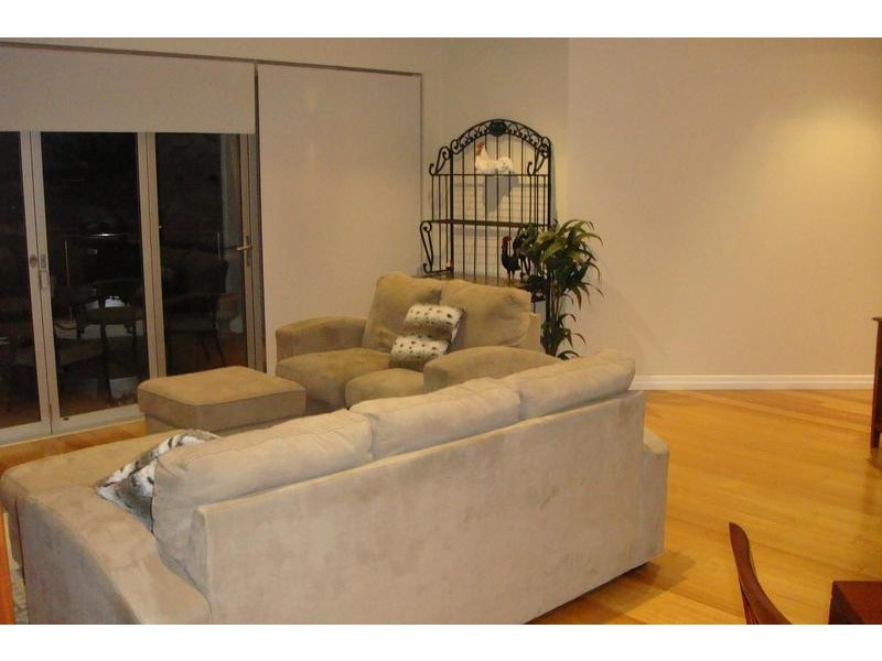 9/32 Oatland Ave, Runaway Bay QLD 4216