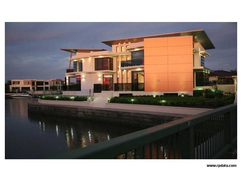 4 King Charles, Sovereign Islands QLD 4216