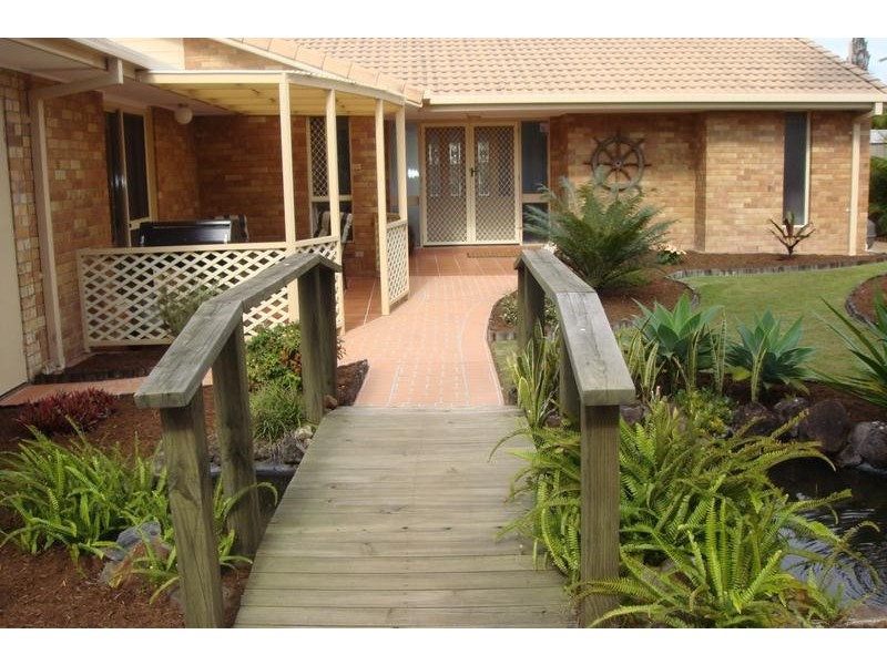 34 NIRVANA CT, Runaway Bay QLD 4216