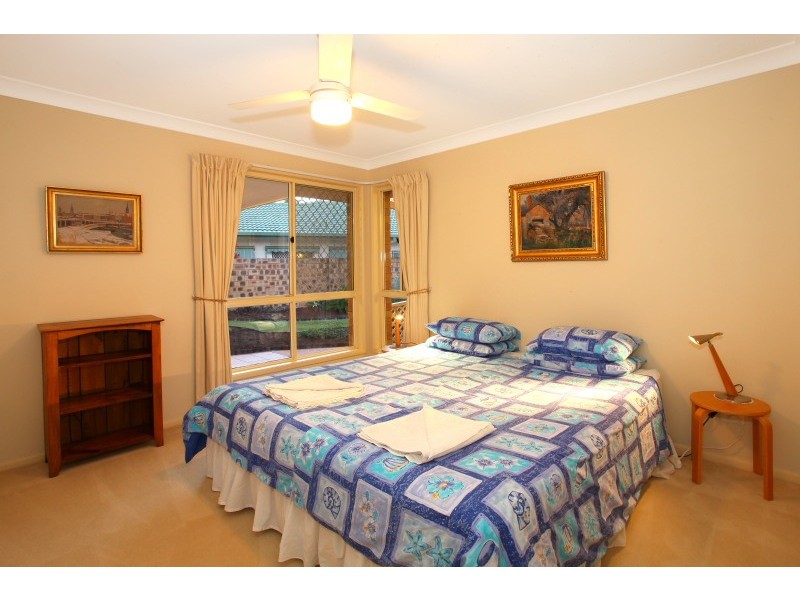 34 NIRVANA CT, Runaway Bay QLD 4216