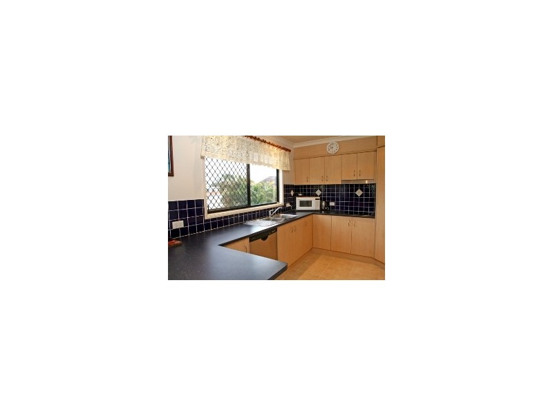 5 Abalone Av, Paradise Point QLD 4216
