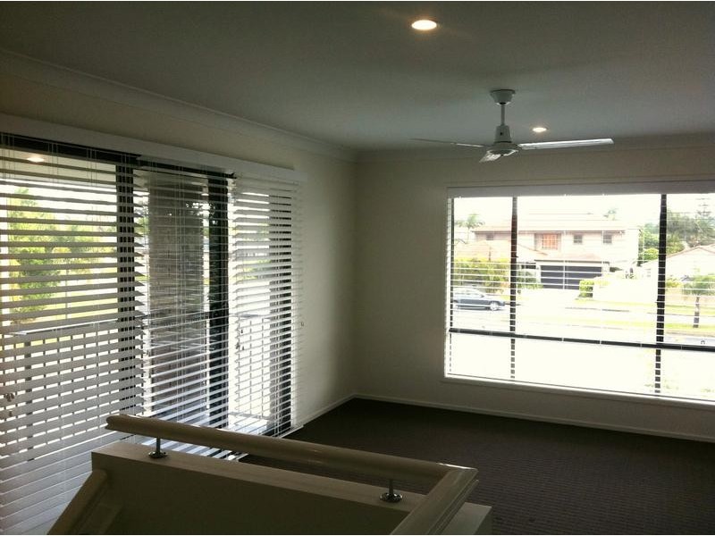 9 Kilbreck St, Benowa QLD 4217