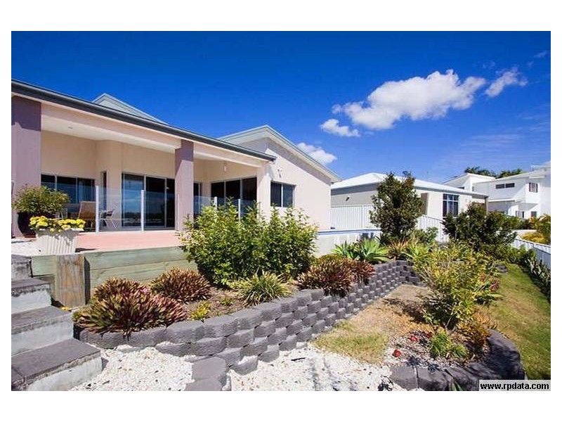 175 Lae Dr, Runaway Bay QLD 4216